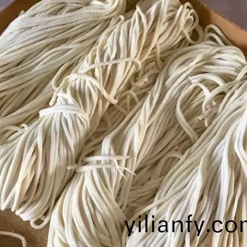 亞(ya)洲麵(mian)條：歷(li)史、分(fen)類、原(yuan)料(liao)咊加(jia)工